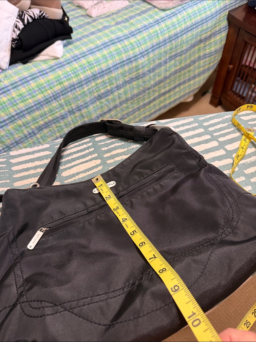 Travelon Black Nylon Crossbody Bag with Adjustable Strap - Picture 15 of 16